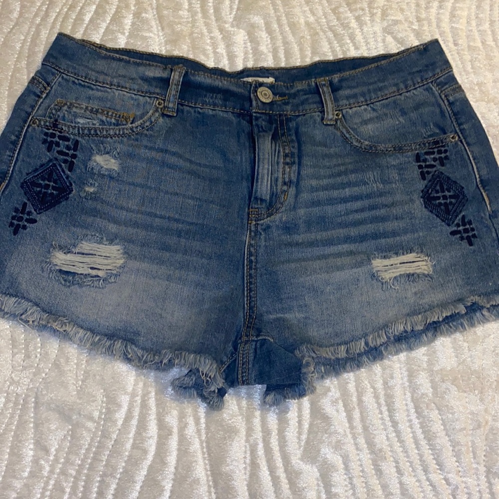 Mudd Shorts Size 15